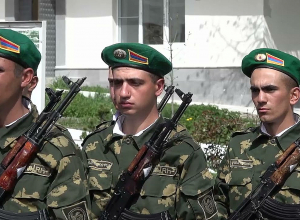 Пограничные войска СНБ РА отметили профессиональный праздник