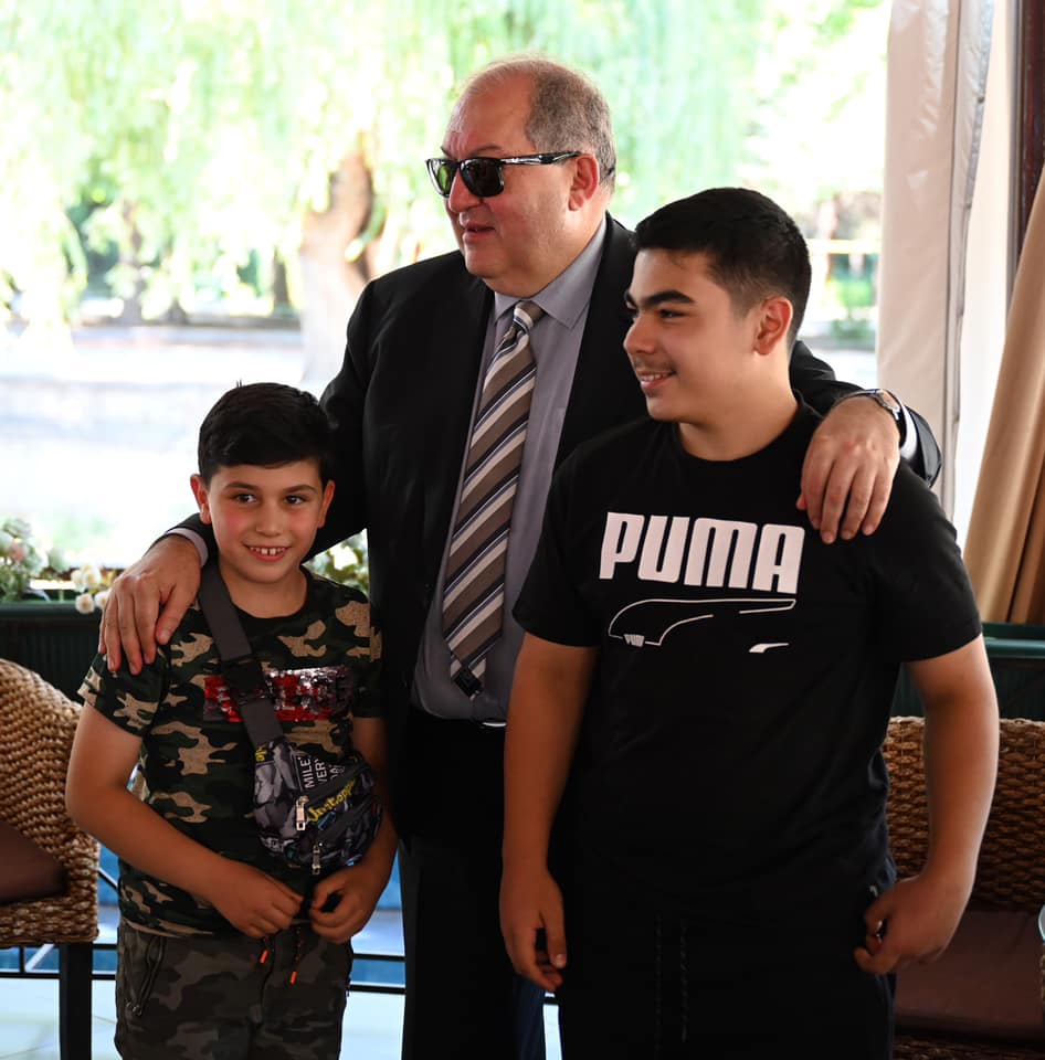 234807688_858266481489290_2459056262477235753_n.jpg (78 KB)