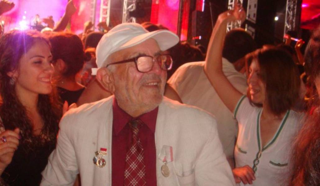 c68e2074a6fc25daa82dbe24f35830b6