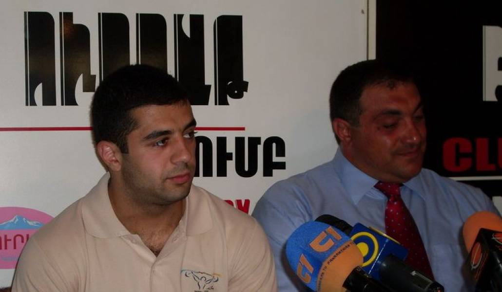 2183b12c3842b039f30f76b59fec5777