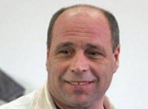 Շարունակում է գայթակղել հայրենակիցներին