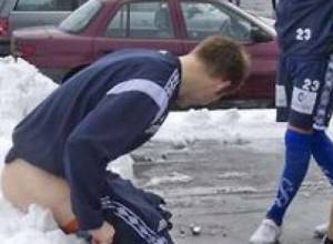 Նոր պատիժ. նստիր, սառը ձյան վրա'