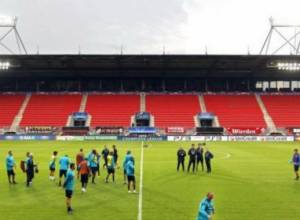 Փլվել է մարզադաշտի ծածկը