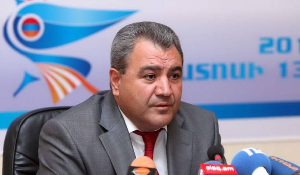 6c2ea9ed46c282f3f32433cb9a4c12ce