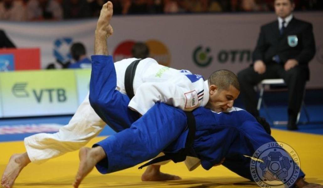 0b22955eb2f5e24e93985d3148d7c2da