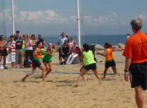 Հանդբոլիստուհիները սկսում են պատրաստվել