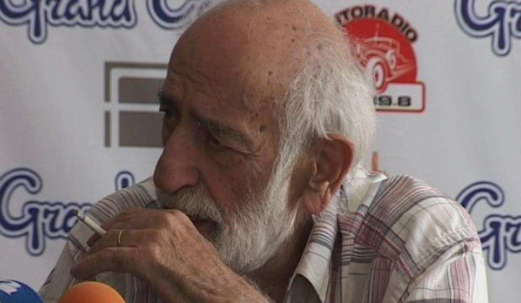 7970c874d098f74897d0d73cb2e353e8