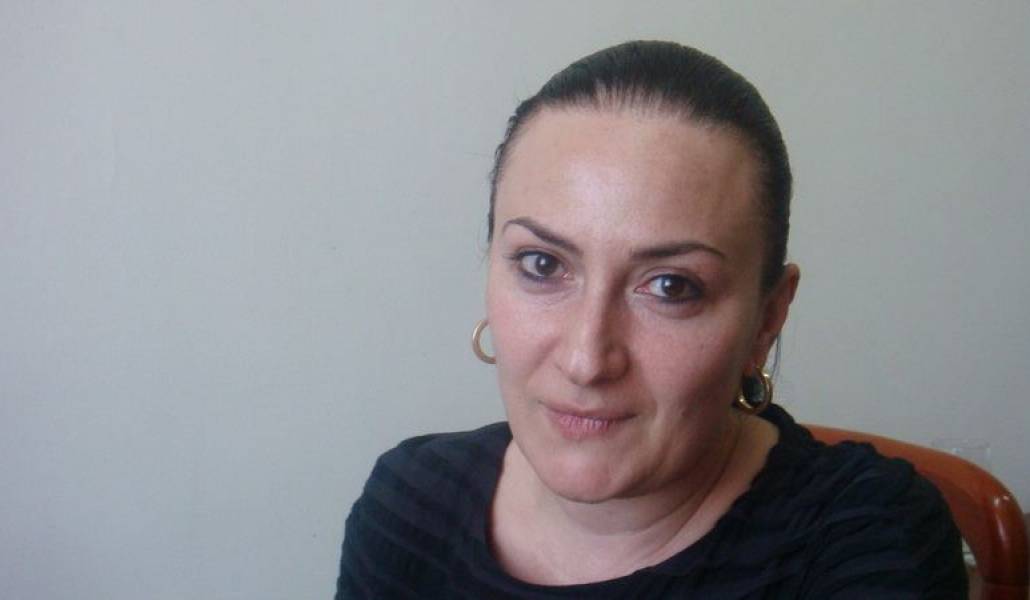 abbba1b8e894f8957d26e59992ca06c1