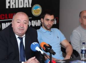 Հանդբոլ՝ մսամթերքի գործարանի հովանու ներքո