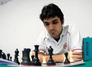 Գրիգոր-Սեւակ Մխիթարյանը հաղթում է