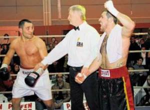 Խորեն Գեւորը կրկին ծեծեց մրցավարին