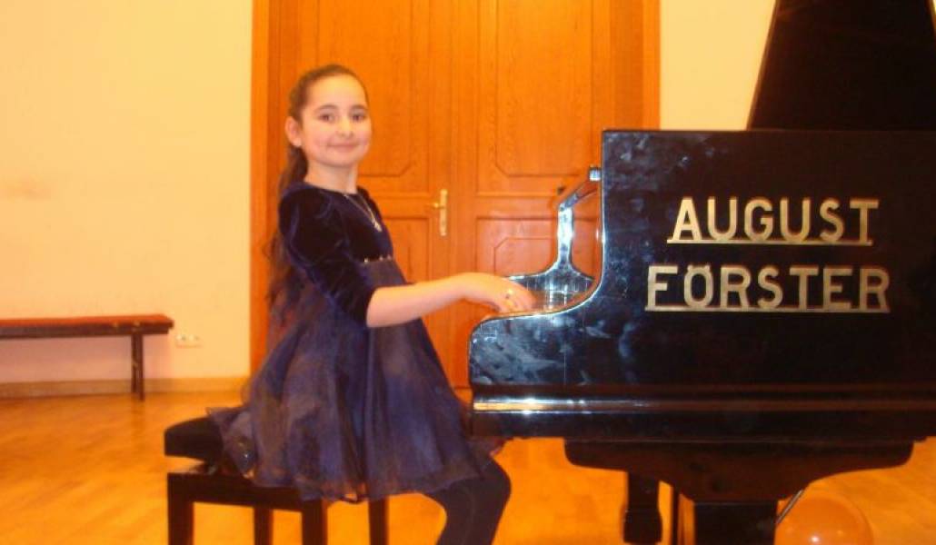 80d83e08dd46b4e884badcaa0917424f