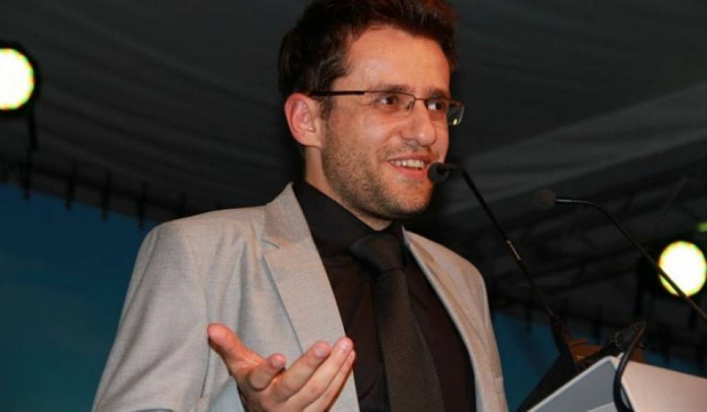 b782c98c6cb8b4c53fbd0dfb8bc74544