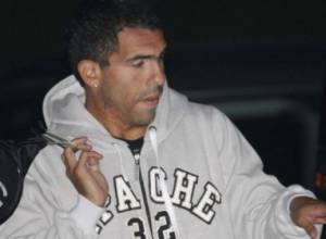 Կառլոսը ներողություն խնդրեց