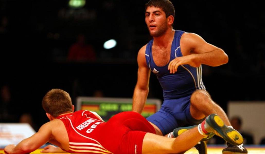 76ae074e28e7f3f7aa37a72d8ba46918