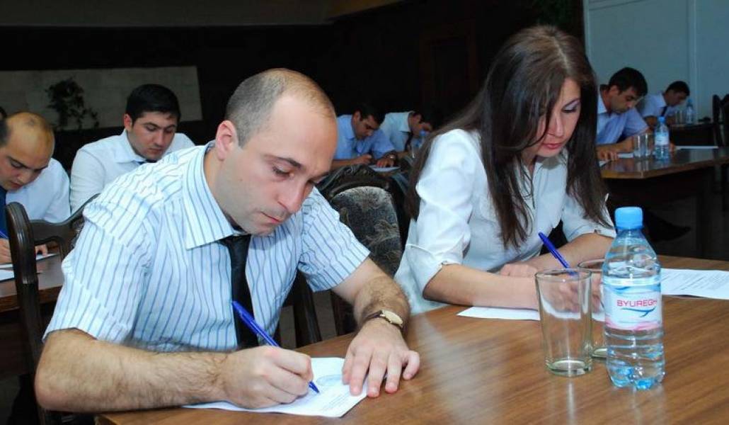 5926b9ce11252bf41cd79e0a36c0c800