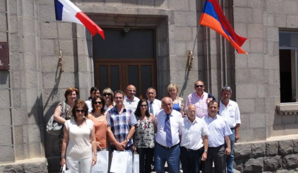 dcbe62eddd3a5d0f372f89ceb35a2814