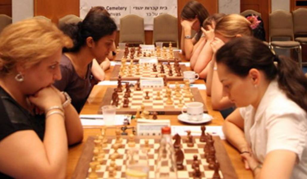 aa0e5a904e10a8861b7ac355fd15ae35