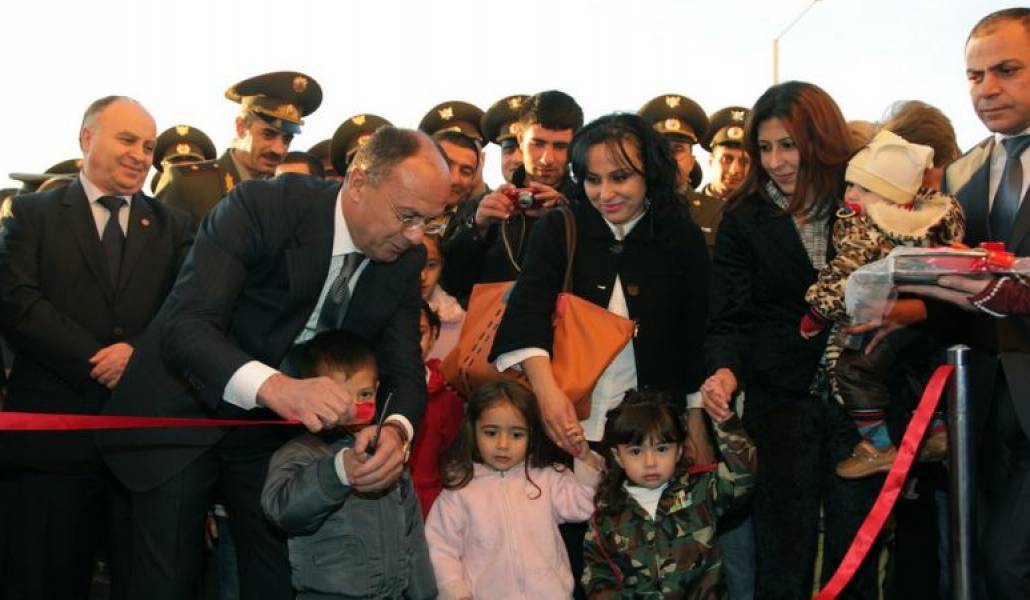 52974f8f6b4ece3c77e24e2578cd1e38