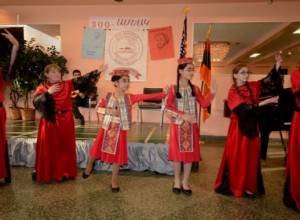 Բացվել է Ռոբերտ Կարապետյանի ցուցահանդեսը