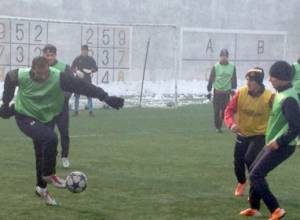 «Փյունիկը»՝ Ավանում, «Բանանցը»` Կիպրոսում