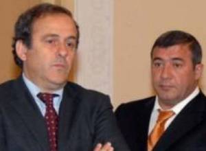 Միշել Պլատինին շնորհավորեց Ռուբեն Հայրապետյանին