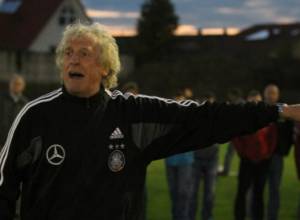 «Մի ծաղկով գարուն չի գա»