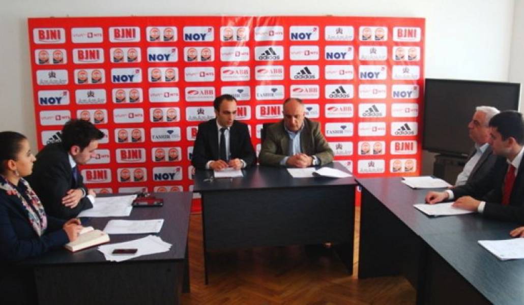 97dc29c3f2f5d47ae93b9a3eb05284c8