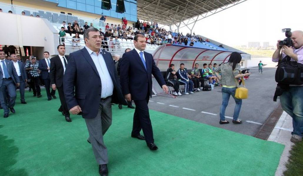 06ee049efdaf047ee66a5dd2d0138004