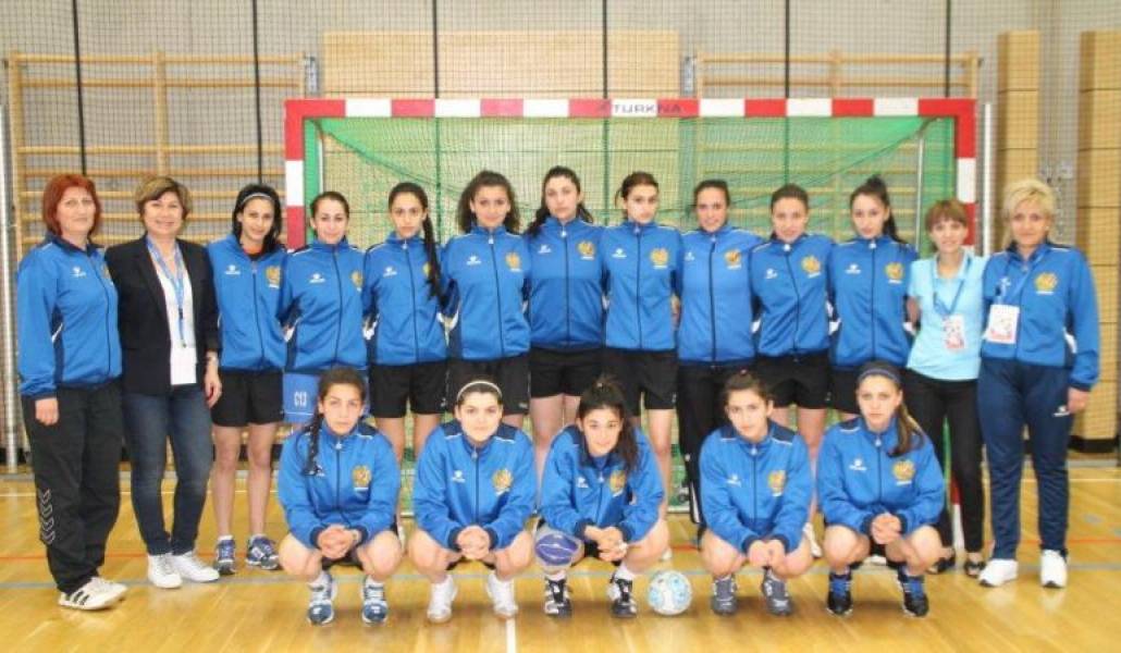 8a69af4568816f6995dd2a3279a28c44