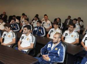 Վարդան Մինասյանին նամակ են գրել