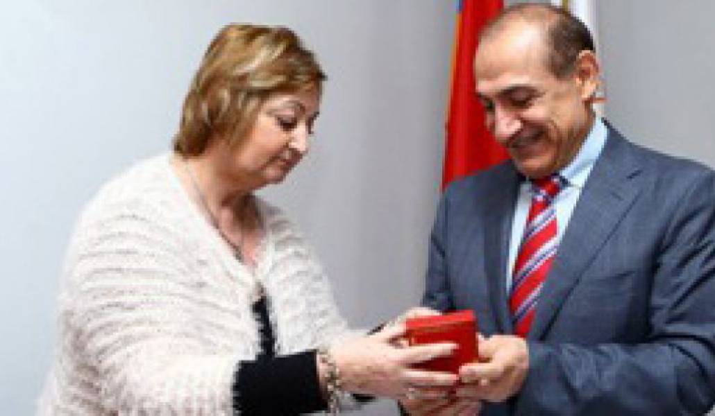 a6ddab79cc006709f77ed78280e2f800