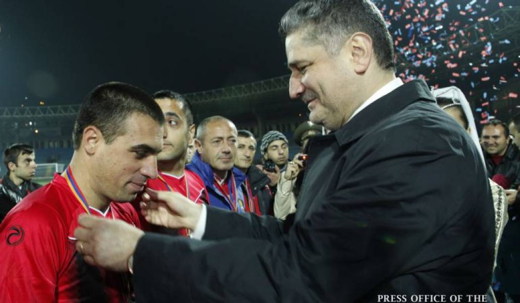 b2f5bc46cc9329b895a4fadd2dc2f0f8