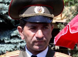 Полковник пока ждет