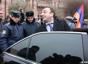 Грайр Товмасян никак не отреагировал