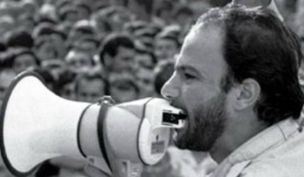 3f022cb410265130be35e2415c813315