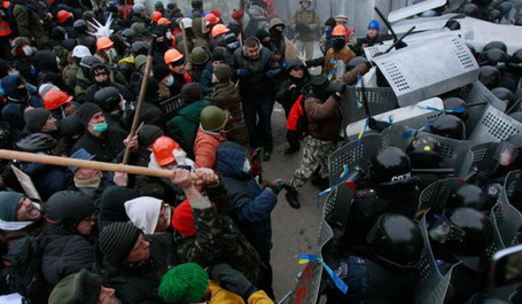 upload-2014-01-19T202612Z_1001988387_GM1EA1J1QPS01_RTRMADP_3_UKRAINE-RALLY-pic510-510x340-59414