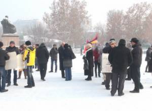 П. Айрикян вновь идет на площадь Свободы