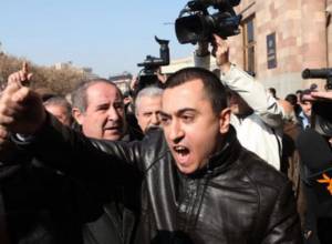 Nairit Plant workers heading for Baghramyan 26