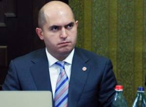 А. Ашотян: "Армен Рустамян должен попросить прощение"
