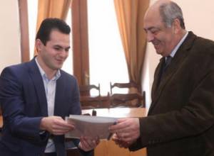 Blitz chess championship between writers