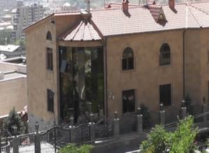 "Стены в доме Сержа Саргсяна не из золота"