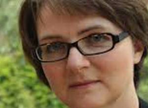 Kathy Leach will remain as Ambassador until the end of the posting