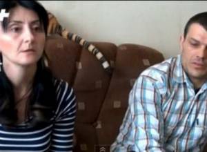 Дети работают вместо того, чтобы учиться (видеоматериал)