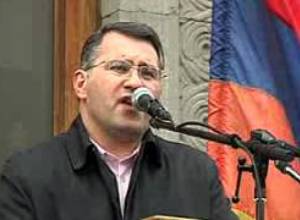 Армен Мартиросян на митинге: "Это еще цветочки"