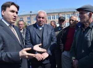 В Армавире вице-премьер встретился с руководителями общин