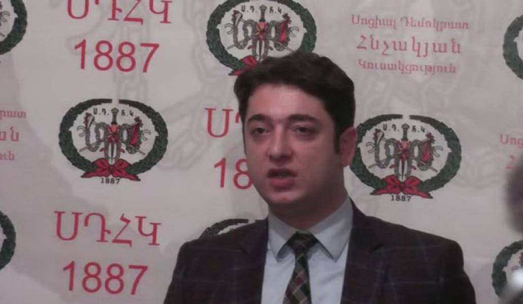 b9df85108916cf5267d2f305670adbd6