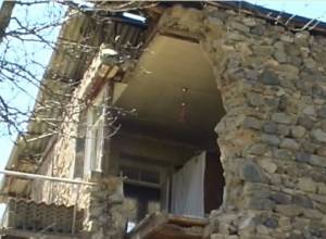 Հորդառատ անձրեւի հետեւանքով ննջասենյակի պատը քանդվել է