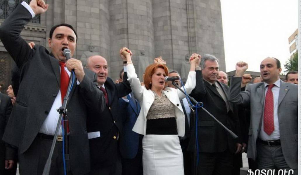 1de5e32edaf958799d4f149cd28d86d9