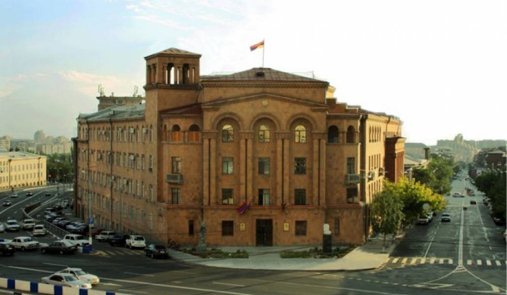 bd4dee9f111caef1c2d3fad2a203f24b